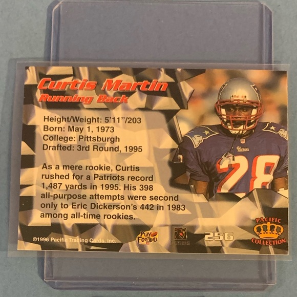 Curtis Martin #256 1996 Pacific Crown Collection Footbal Card - Picture 2 of 2
